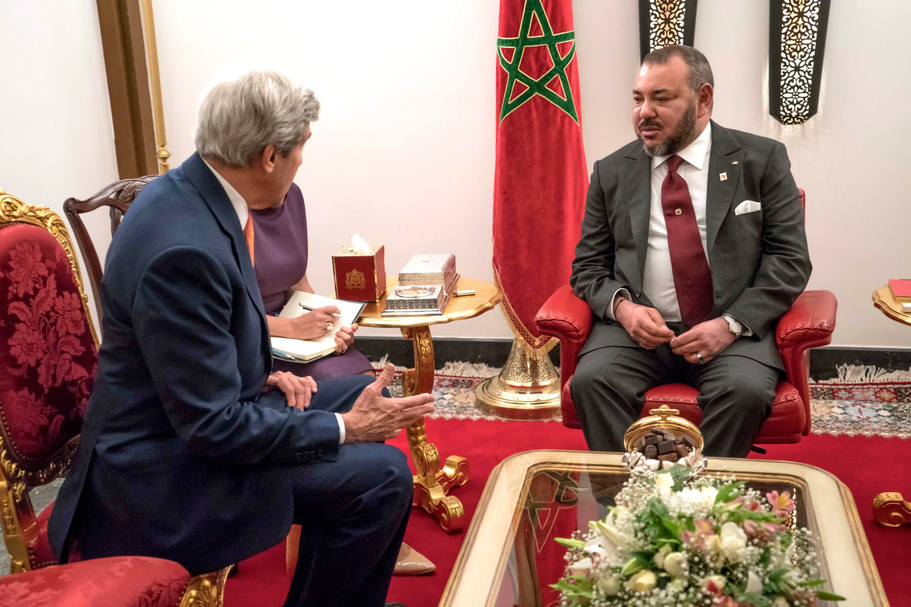 Mohammed VI recibe a John Kerry